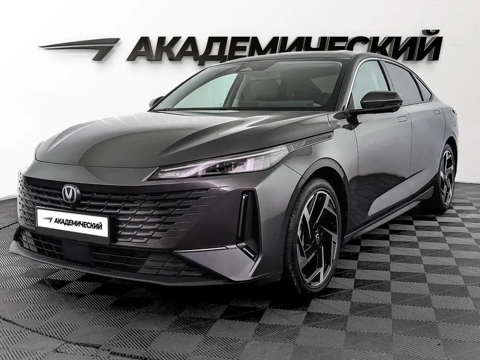 Changan Lamore, 2024 г.