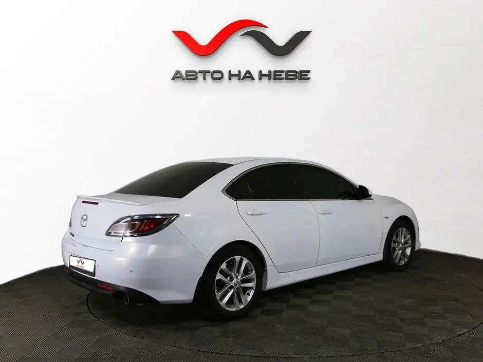 «Авто на Неве»
