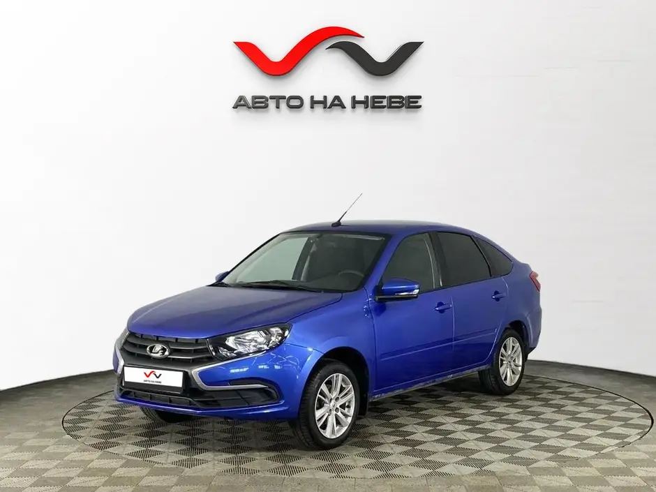 «Авто на Неве»