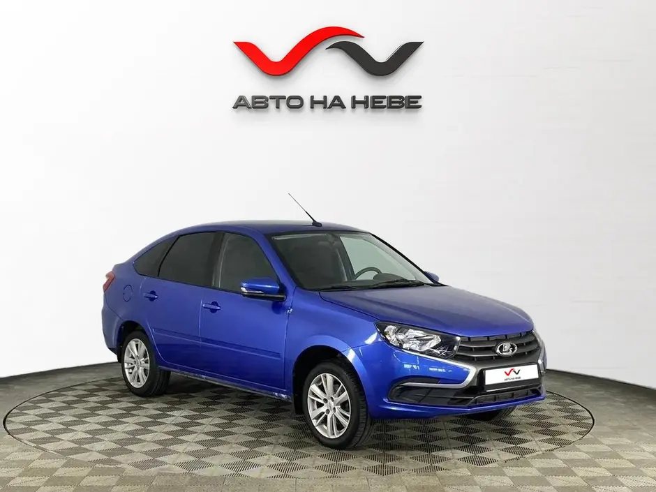 «Авто на Неве»