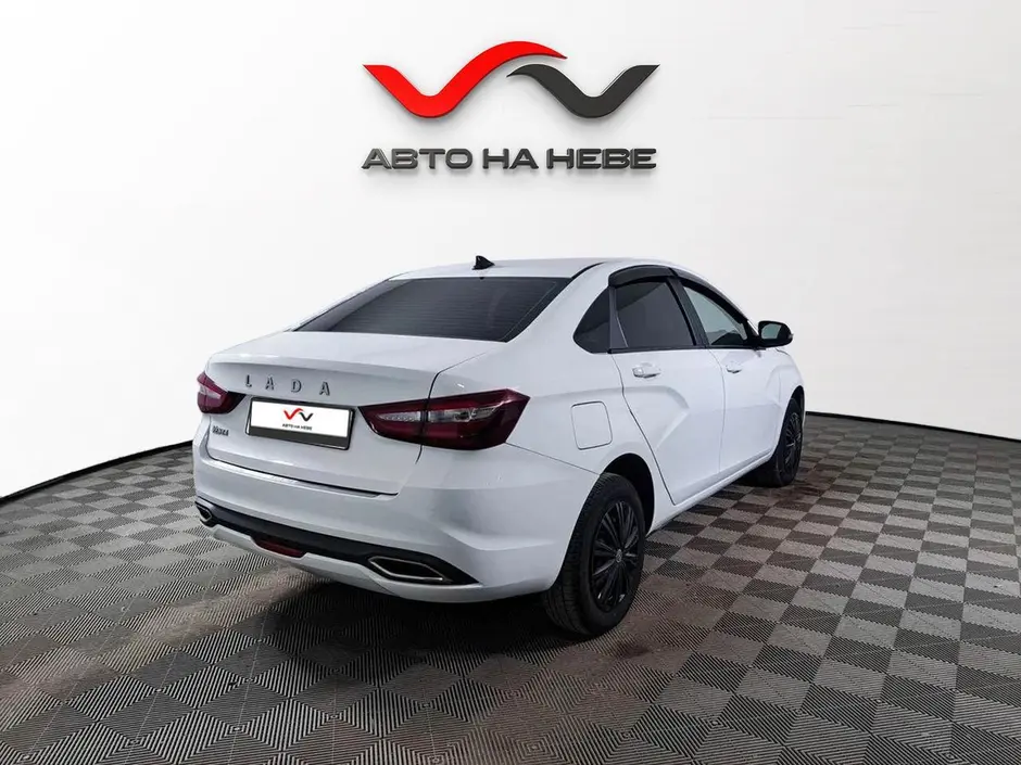 «Авто на Неве»