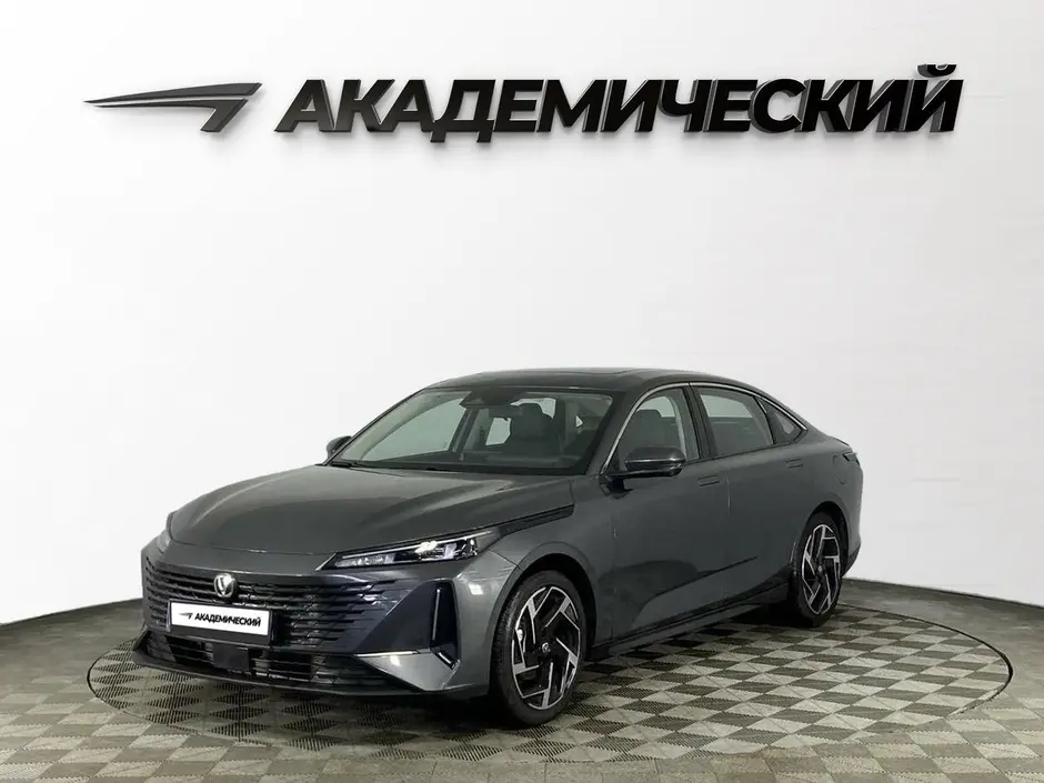 Changan Lamore, 2023 г.