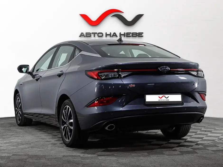 «Авто на Неве»