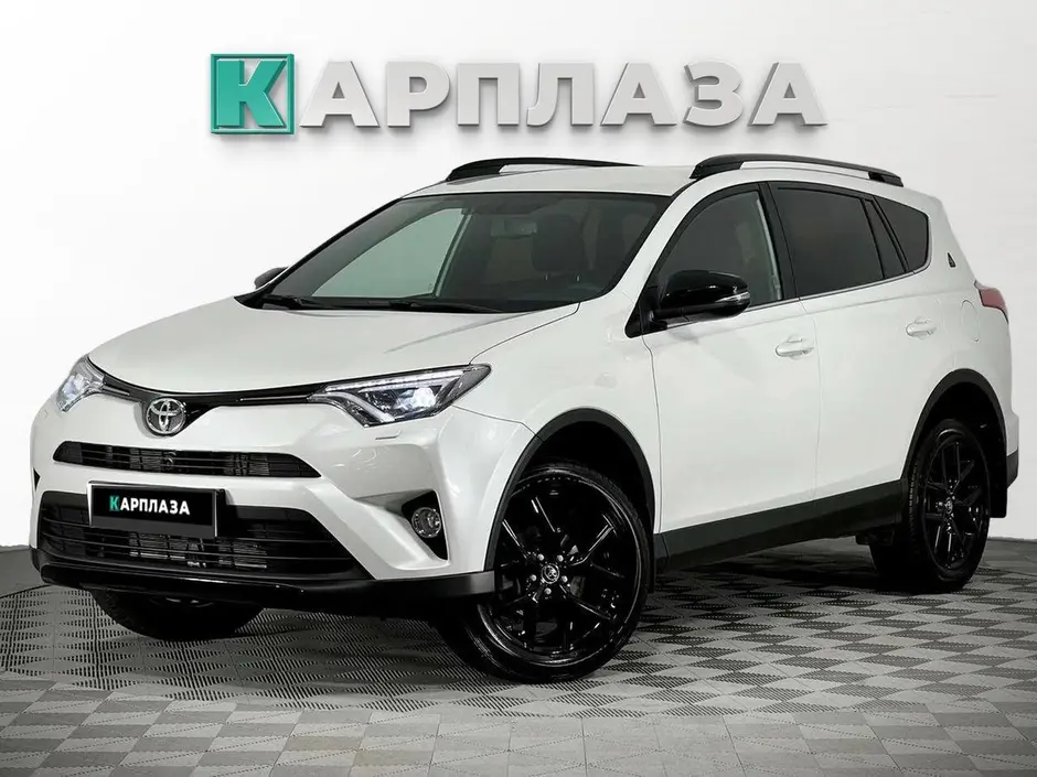 Toyota RAV4, 2015 г.