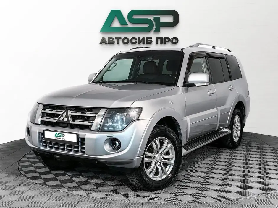Mitsubishi Pajero, 2011 г.