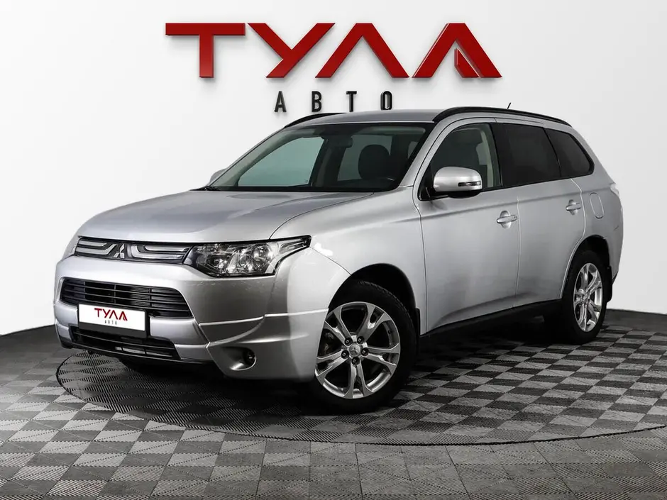 Mitsubishi Outlander, 2014 г.