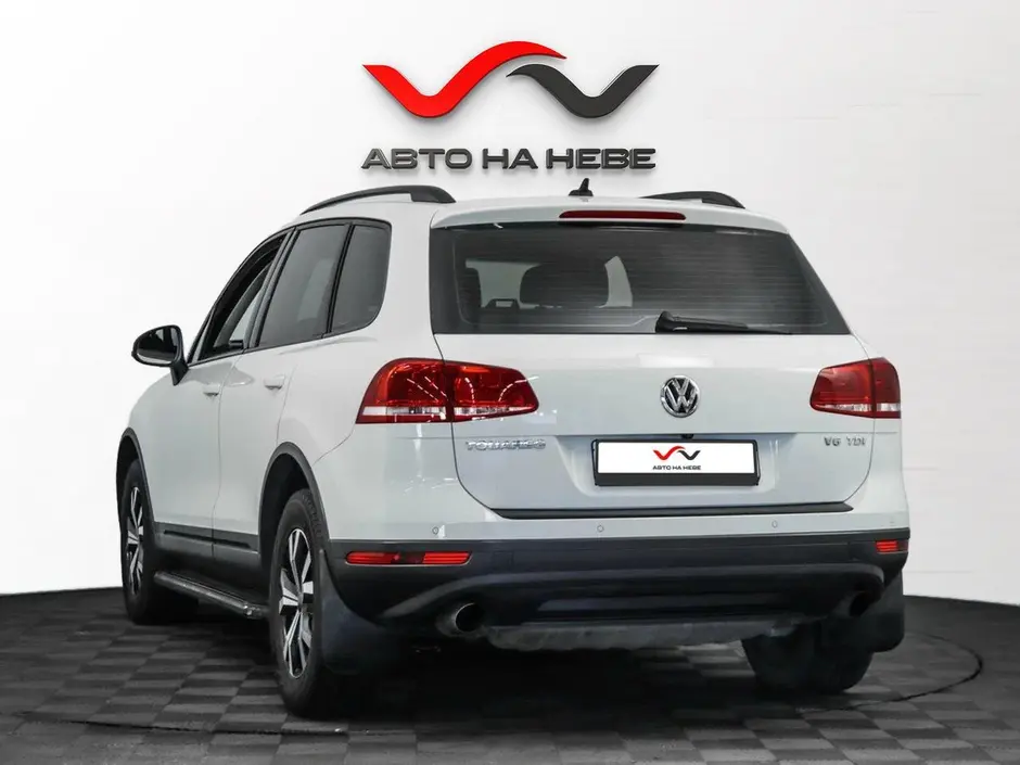 «Авто на Неве»