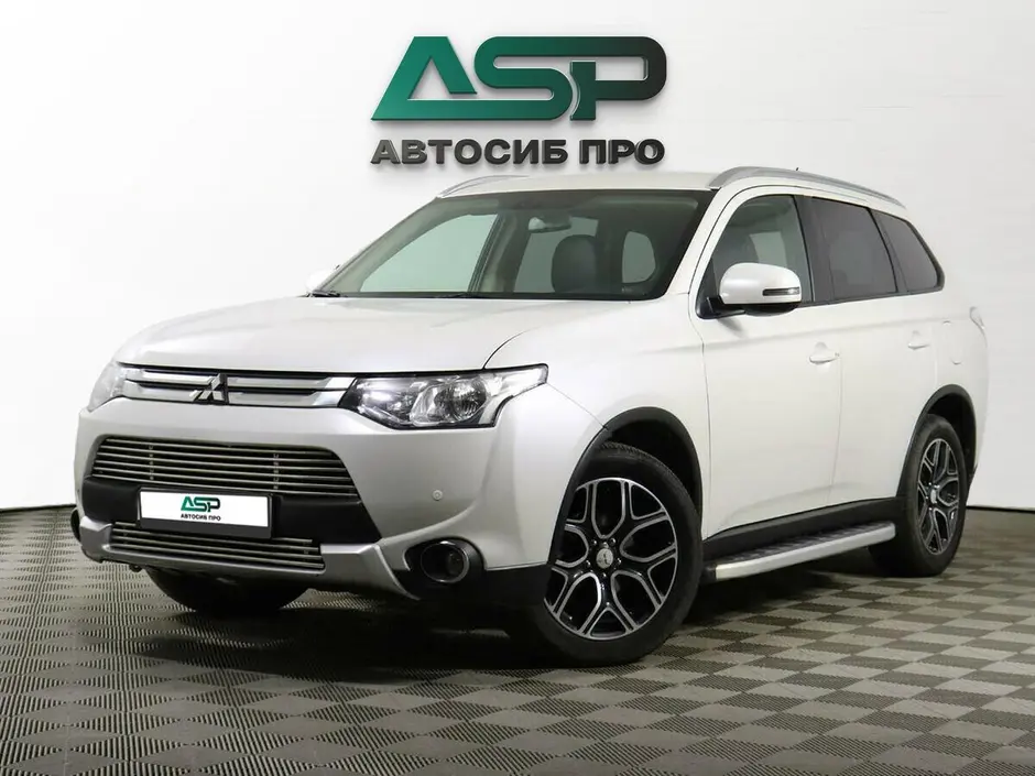 Mitsubishi Outlander, 2014 г.
