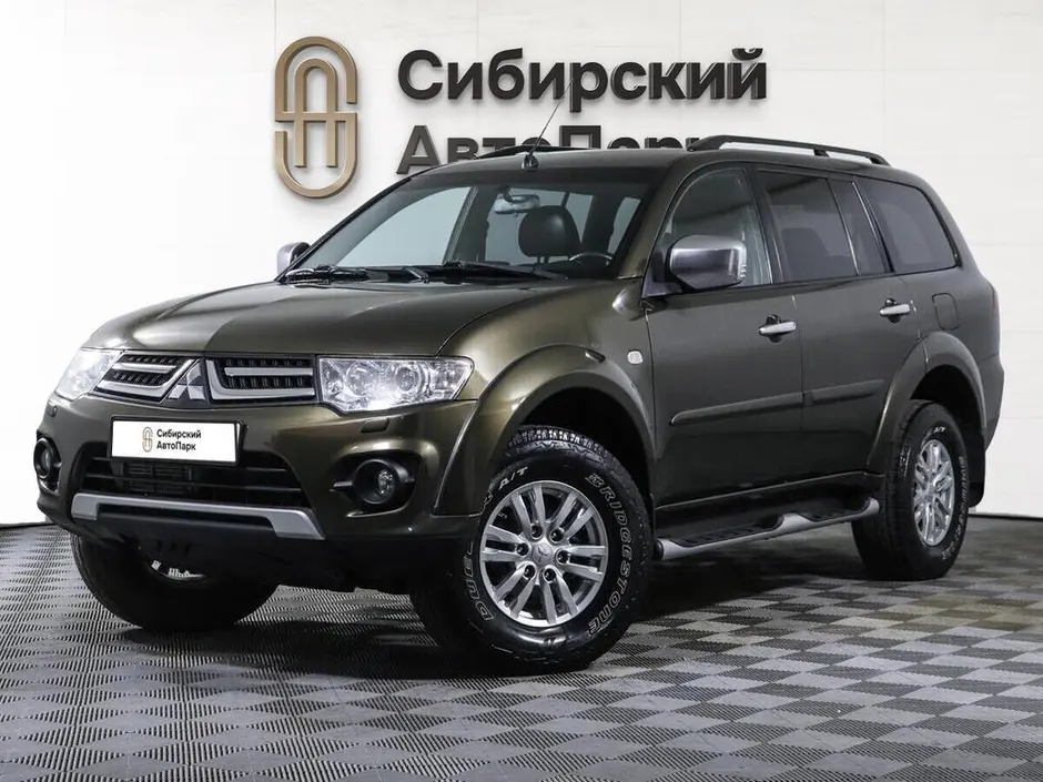 Mitsubishi Pajero Sport, 2013 г.