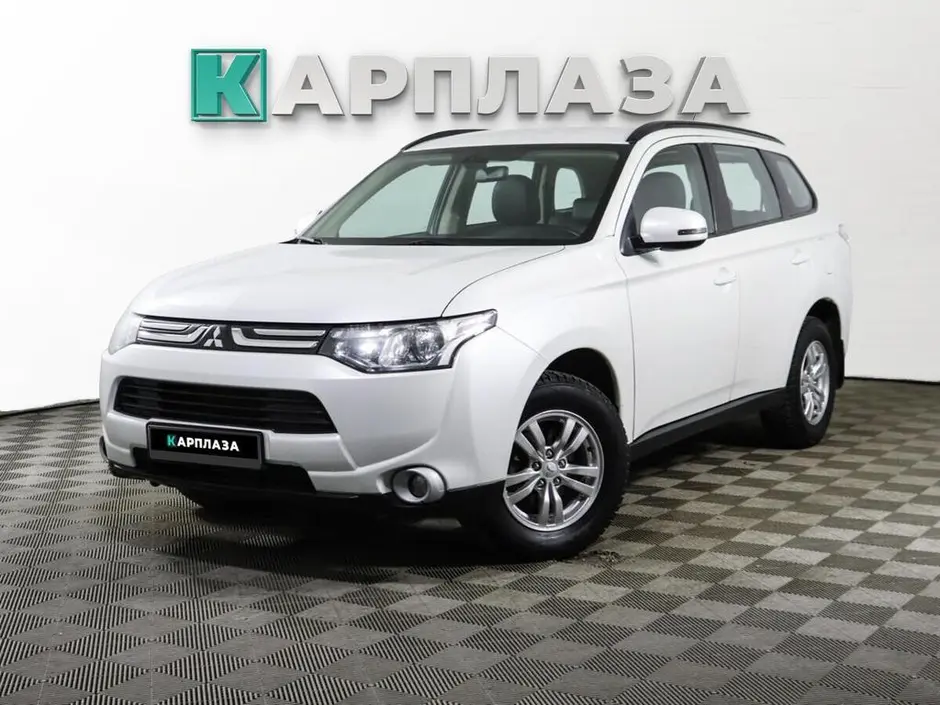 Mitsubishi Outlander, 2013 г.