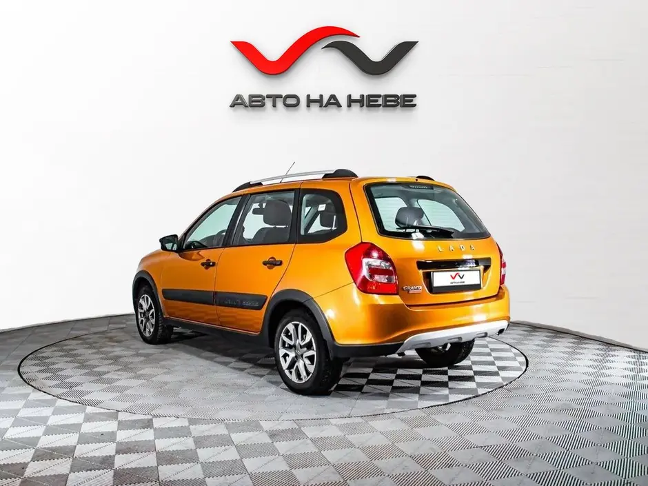 «Авто на Неве»