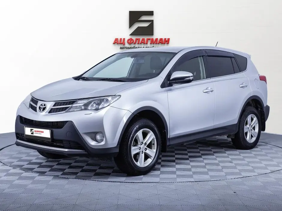 Toyota RAV4, 2013 г.