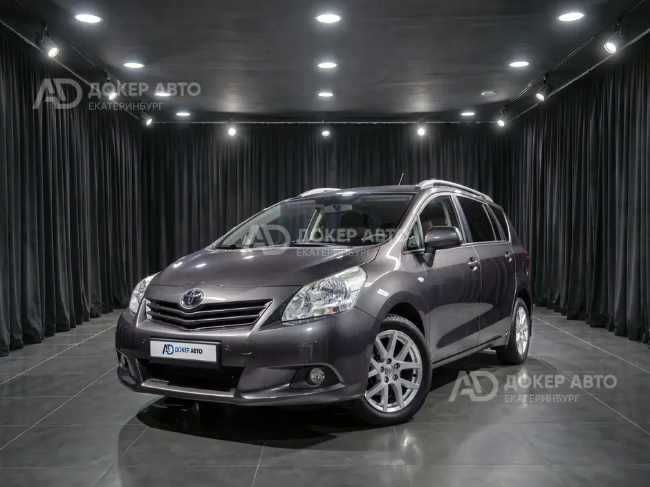 Toyota Verso, 2012 г.