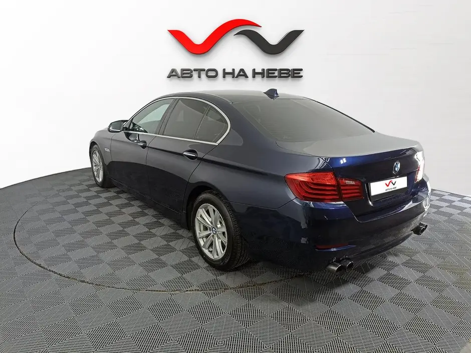 «Авто на Неве»