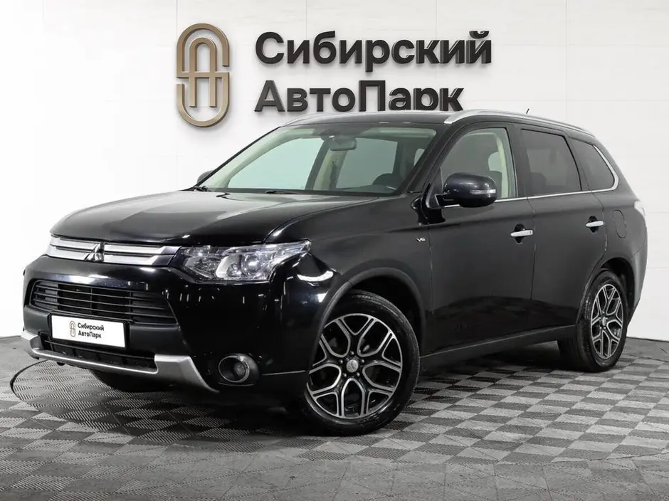Mitsubishi Outlander, 2014 г.