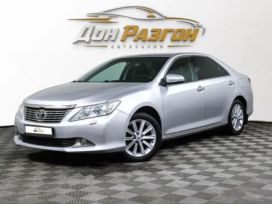 Toyota Camry, 2013 г.