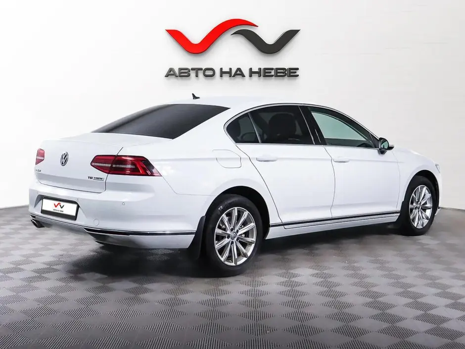 «Авто на Неве»