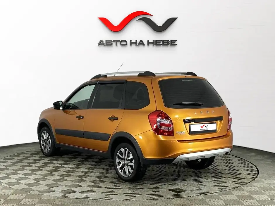 «Авто на Неве»