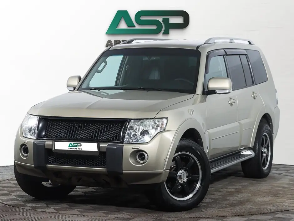 Mitsubishi Pajero, 2011 г.