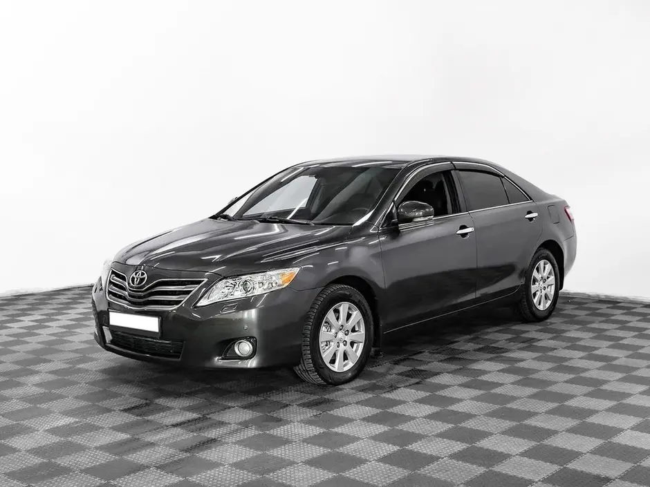 Toyota Camry, 2011 г.