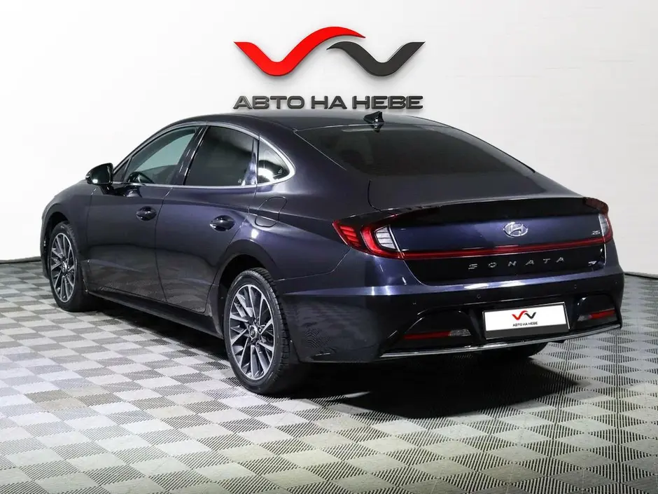 «Авто на Неве»