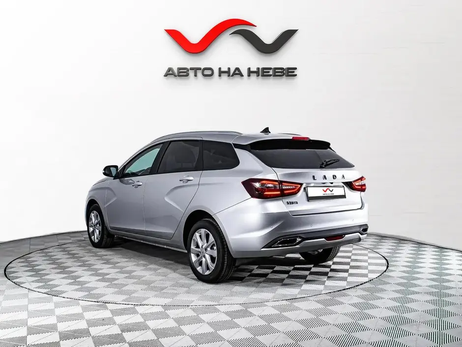 «Авто на Неве»