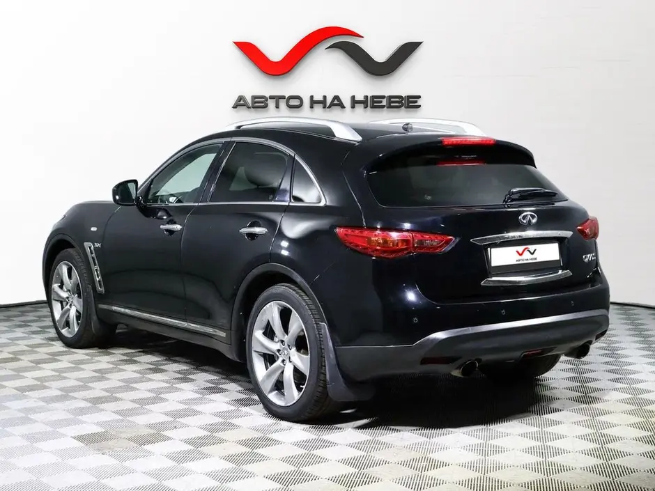 «Авто на Неве»