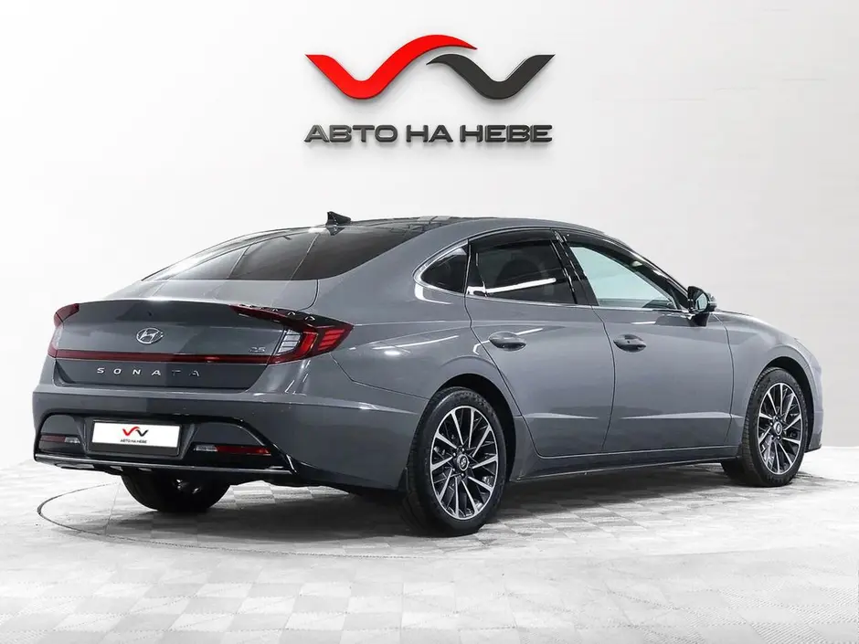 «Авто на Неве»