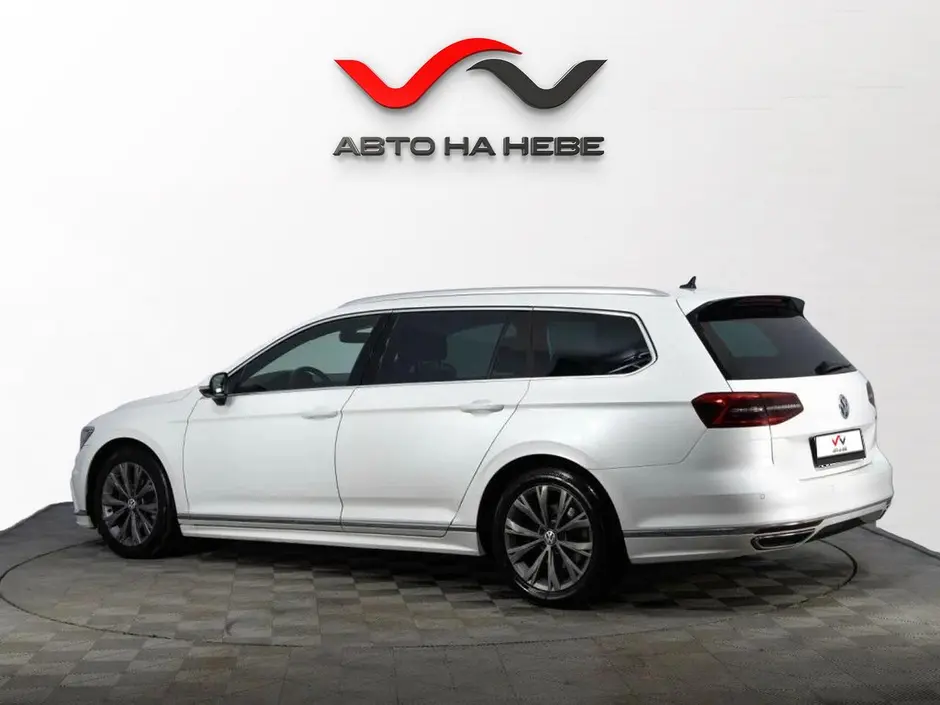 «Авто на Неве»