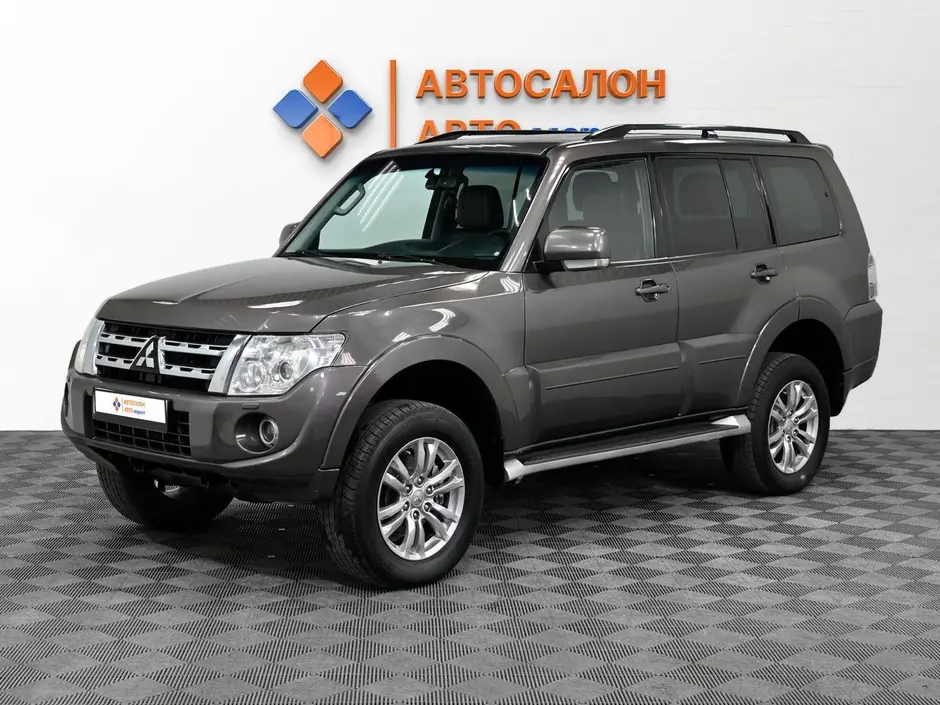 Mitsubishi Pajero, 2014 г.