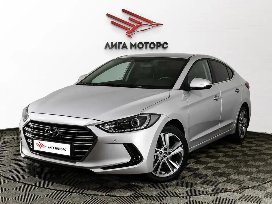 Hyundai Elantra, 2017 г.