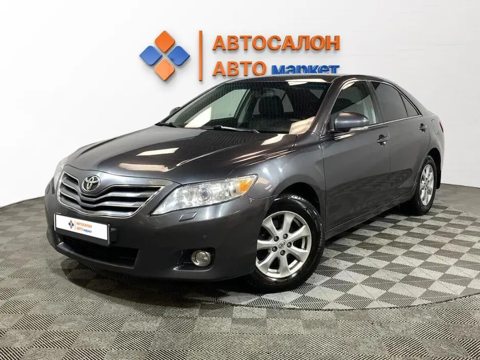Toyota Camry, 2011 г.