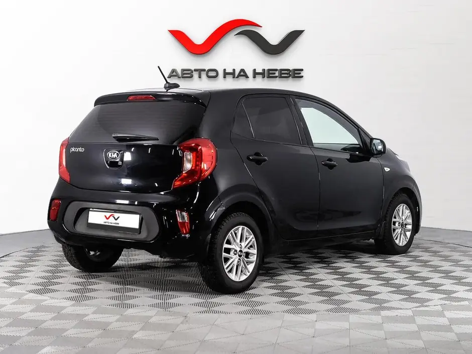 «Авто на Неве»
