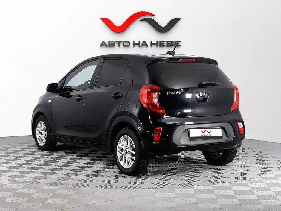 «Авто на Неве»