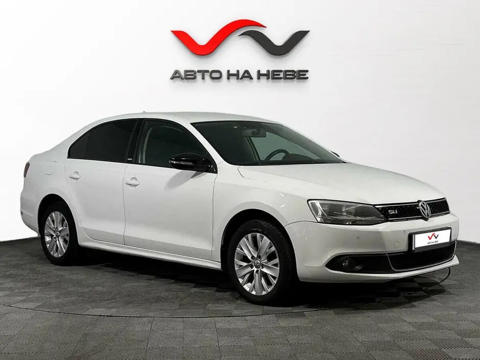 «Авто на Неве»