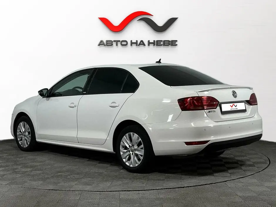 «Авто на Неве»