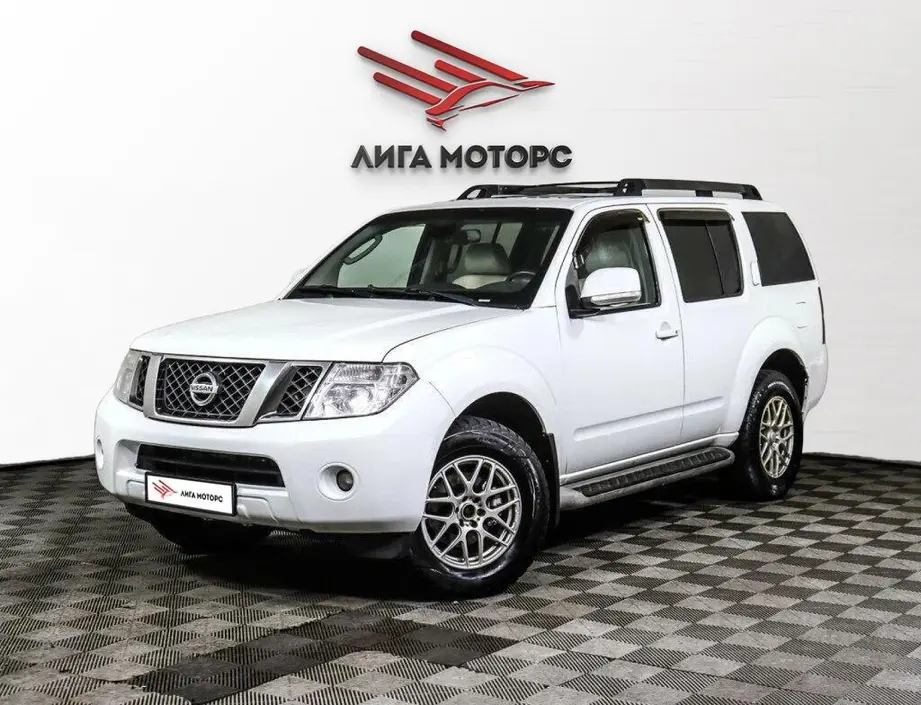 Nissan Pathfinder, 2011 г.