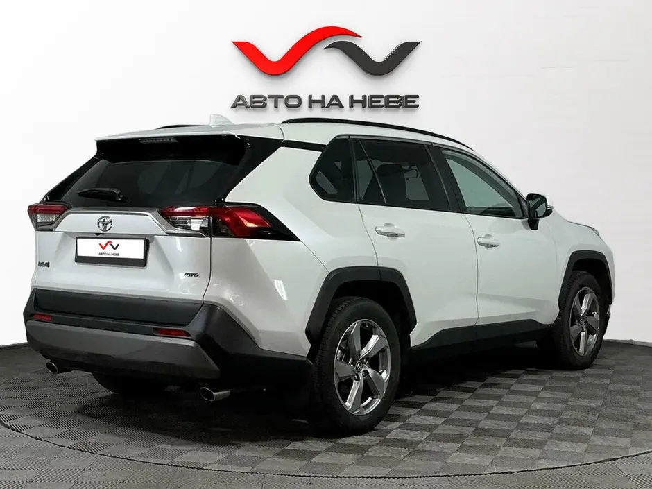«Авто на Неве»
