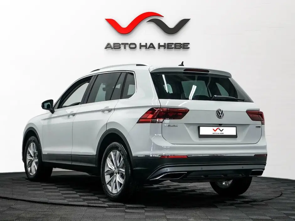 «Авто на Неве»