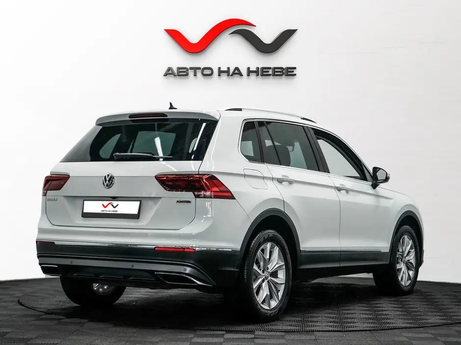 «Авто на Неве»