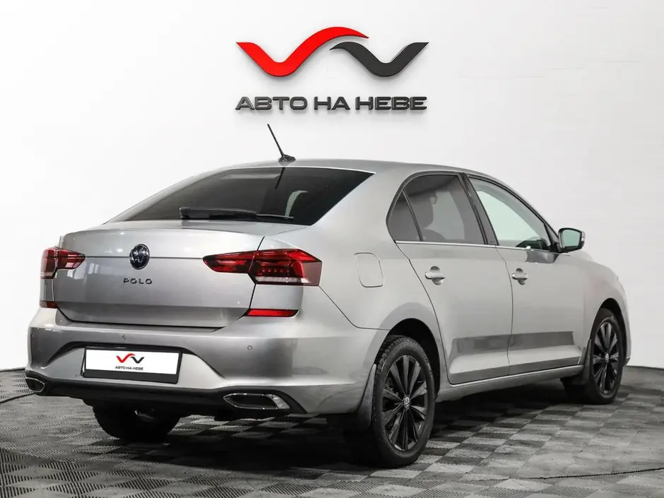 «Авто на Неве»