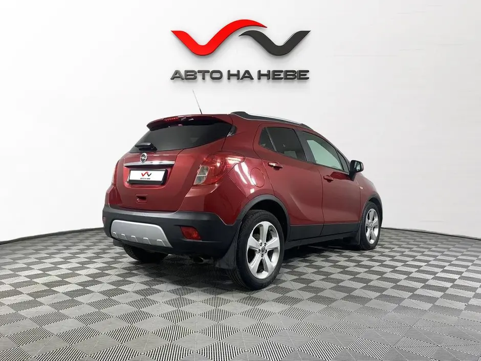 «Авто на Неве»
