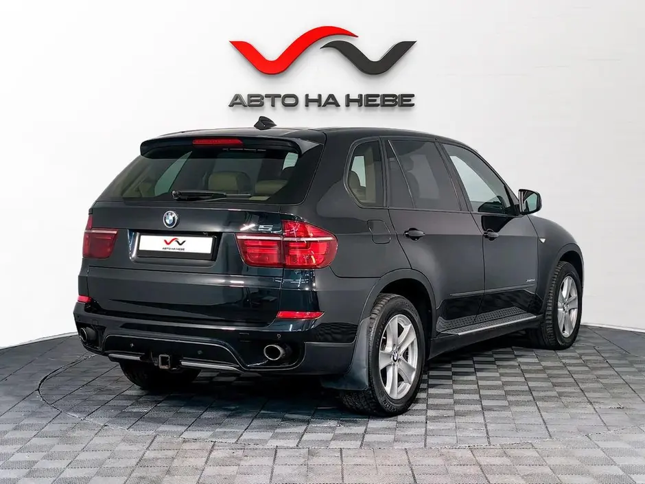 «Авто на Неве»