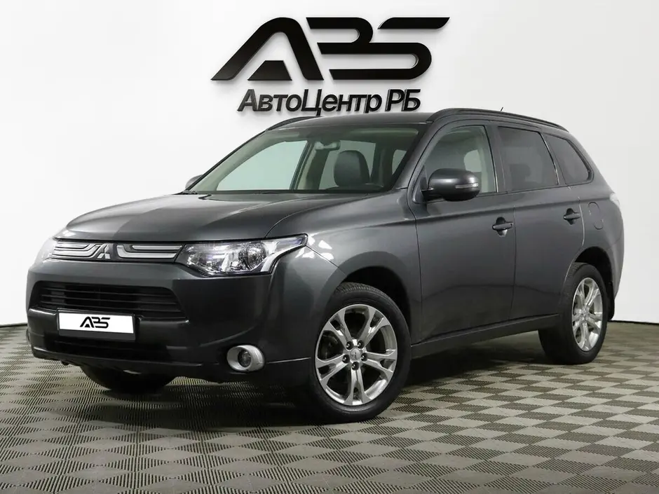 Mitsubishi Outlander, 2014 г.