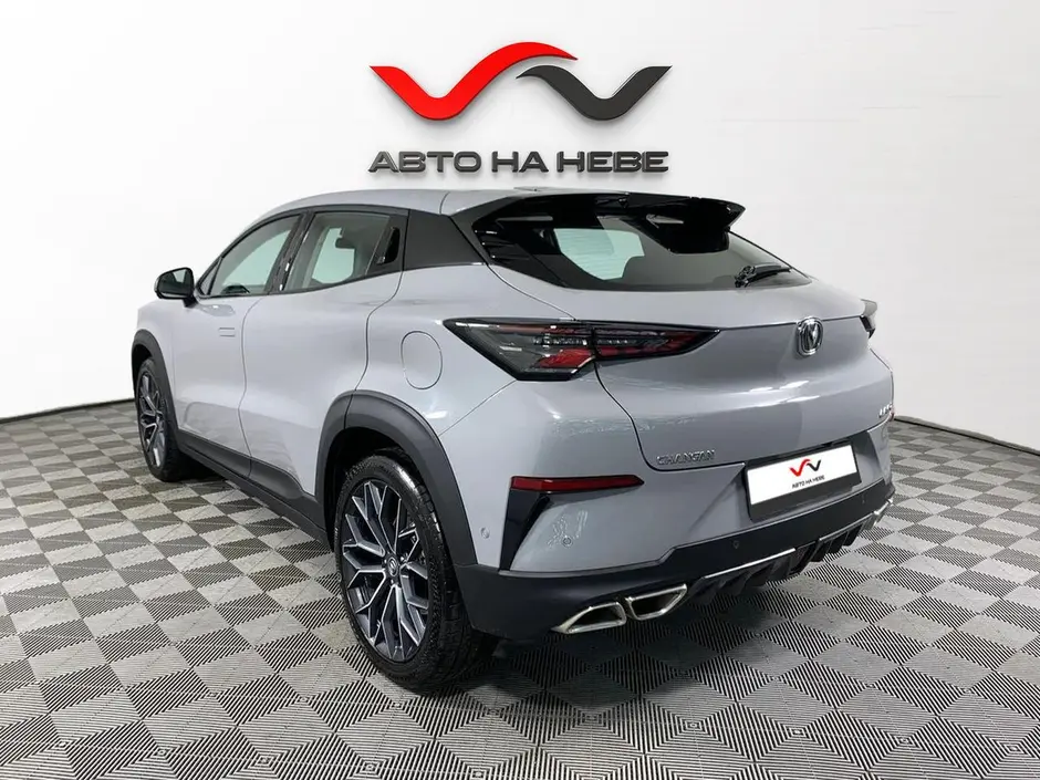 «Авто на Неве»