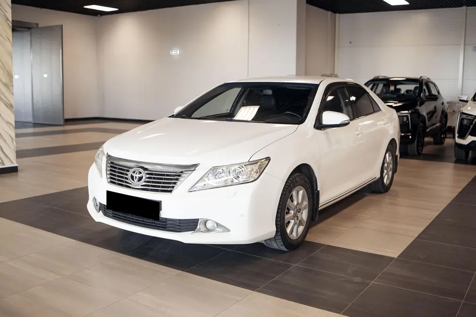 Toyota Camry, 2013 г.