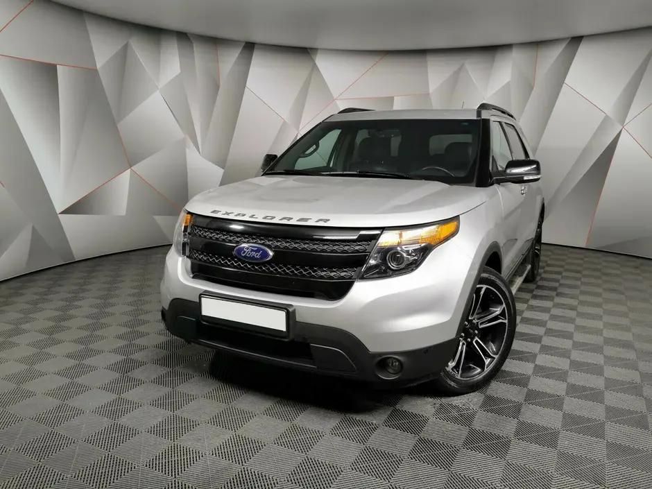 Ford Explorer, 2013 г.