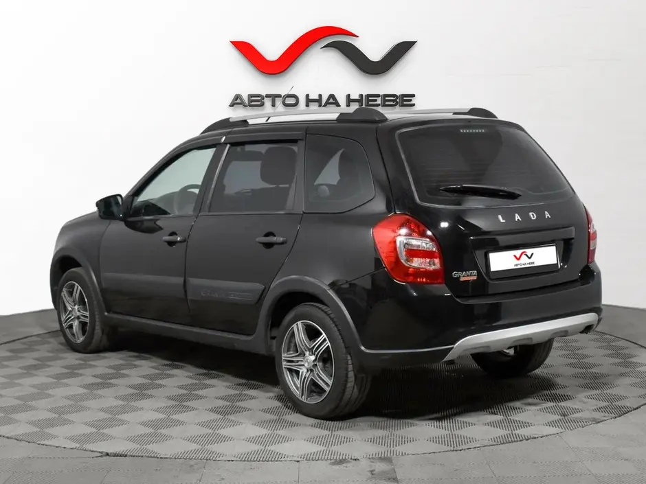 «Авто на Неве»