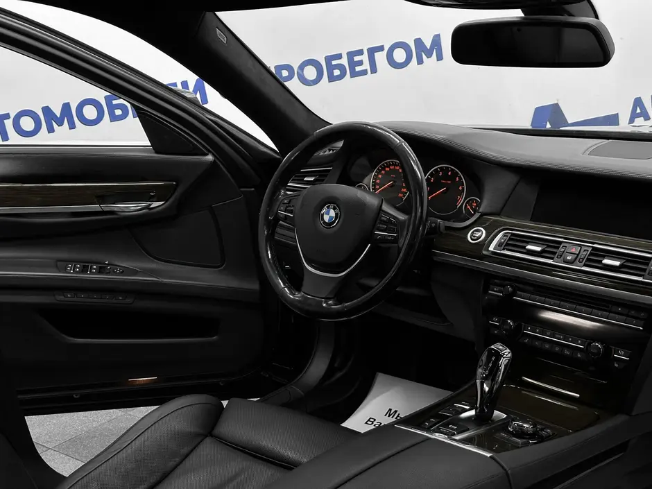 «Авто на Неве»