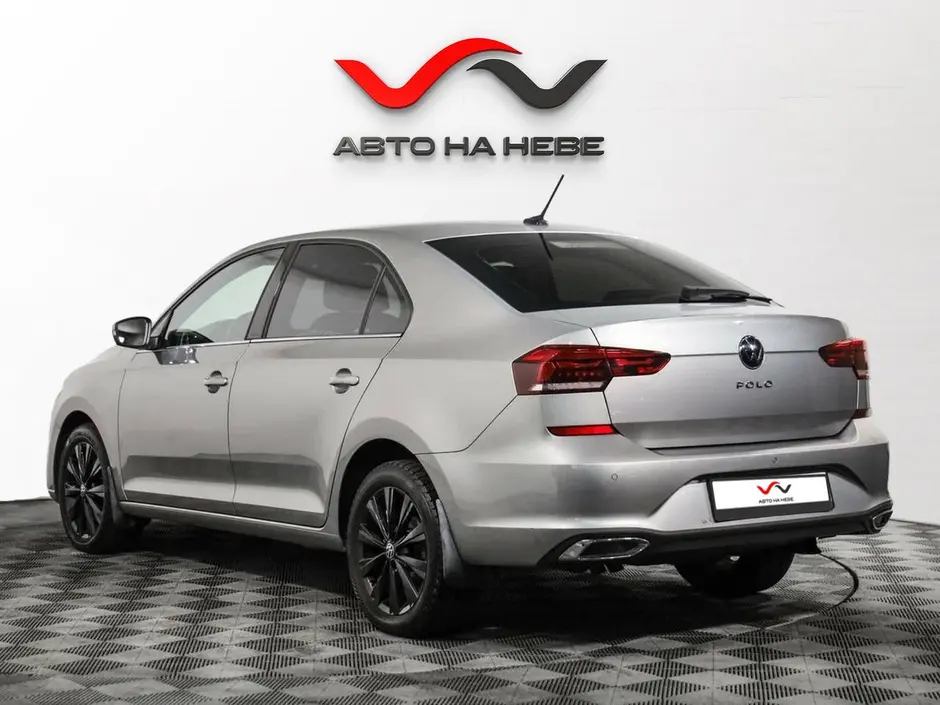 «Авто на Неве»